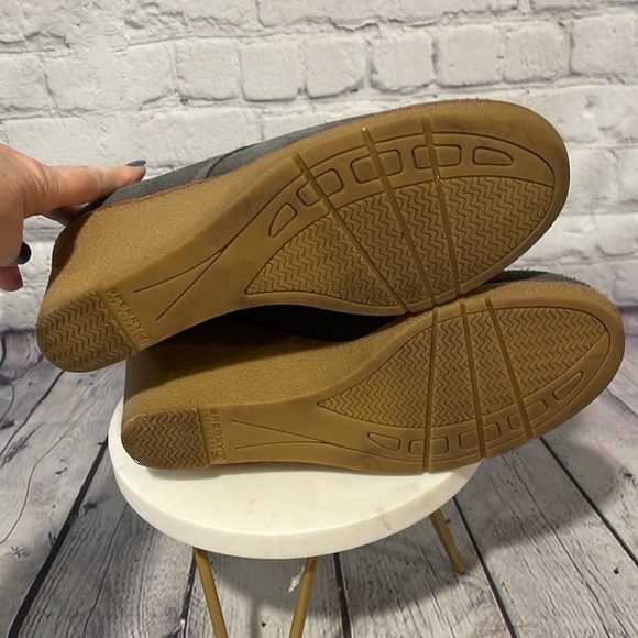 Sperry gray suede wedge heel booties Size 7.5 - Picture 6 of 7